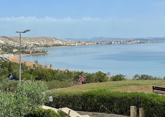 Belvedere 度假居 *